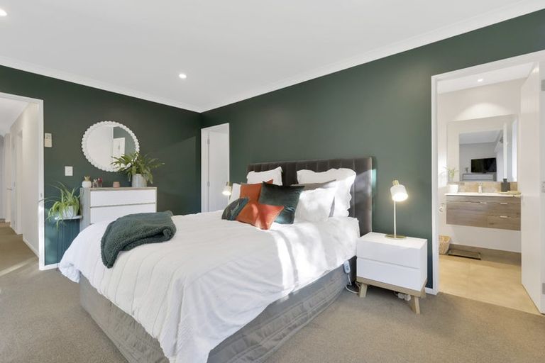 Photo of property in 19 Franklin Drive, Rangiora, 7400