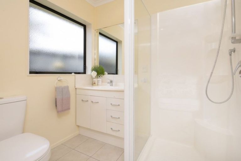 Photo of property in 9 Ardkeen Place, East Tamaki, Auckland, 2016