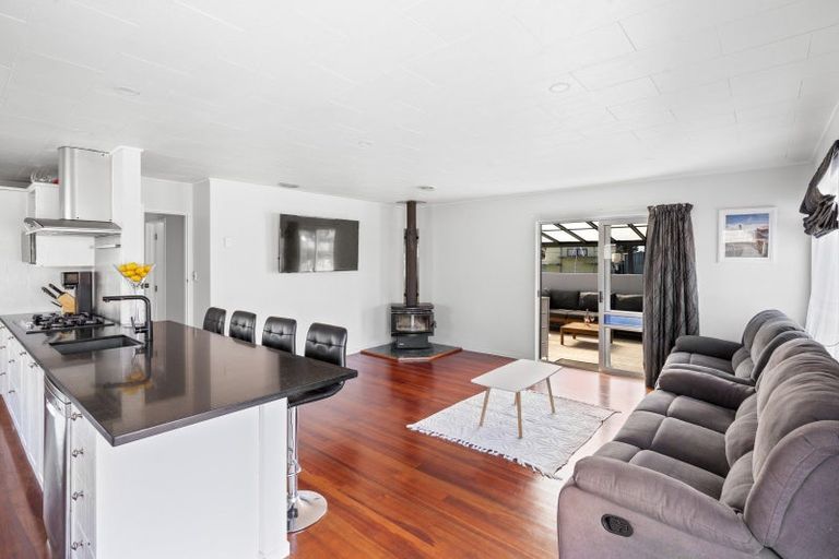 Photo of property in 30 Sutton Avenue, Clive, 4102