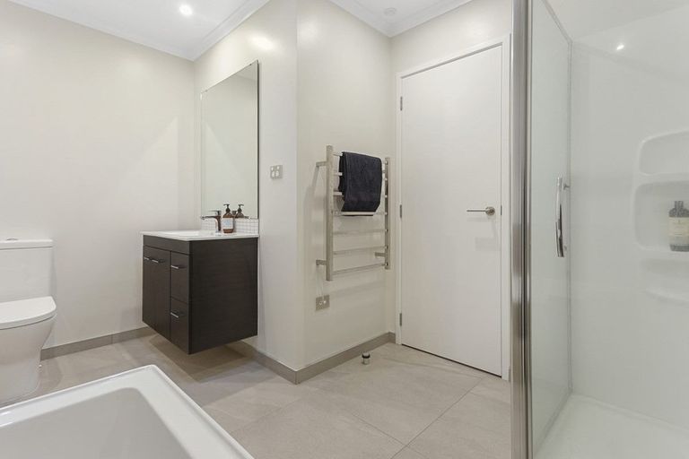 Photo of property in 8 Chaffinch Road, Hobsonville, Auckland, 0616