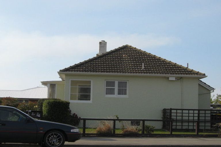 Photo of property in 41-41b Queen Street, Parkside, Timaru, 7910