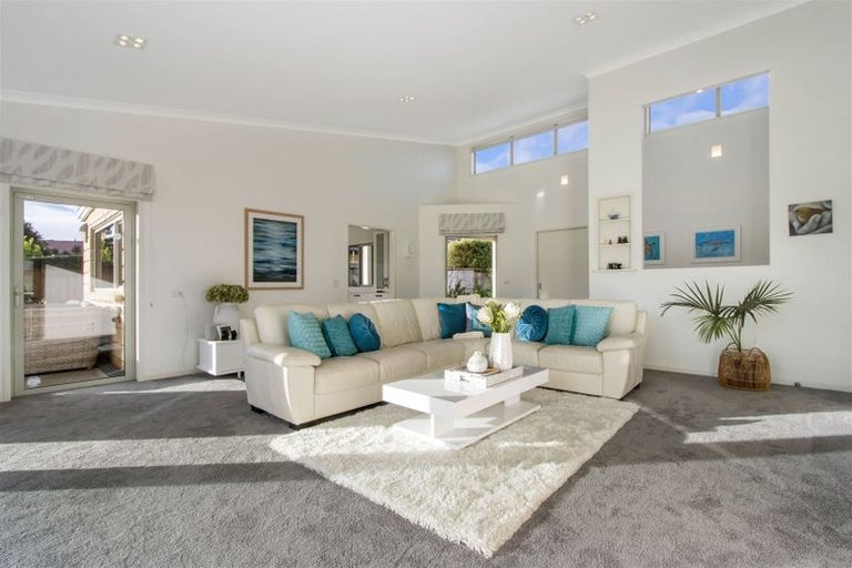 Photo of property in 21 Riverside Place, Katikati, 3129