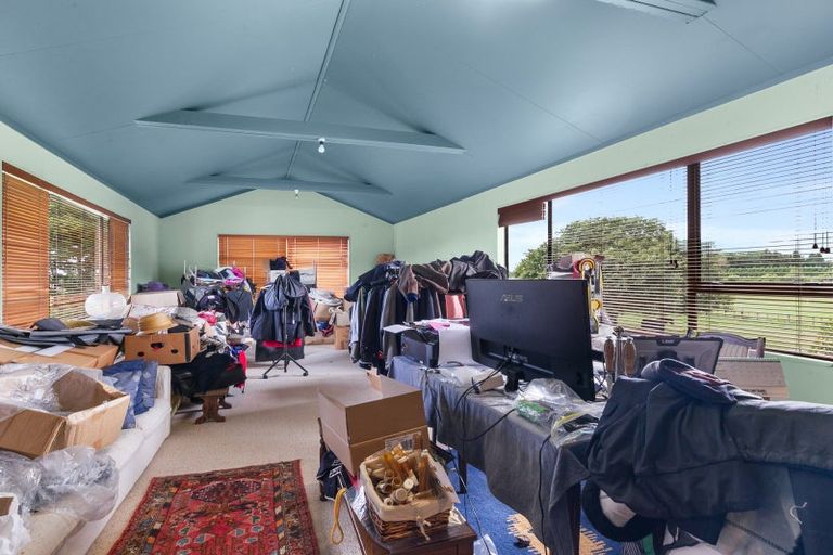 Photo of property in 181 Roslyn Road, Levin, 5510