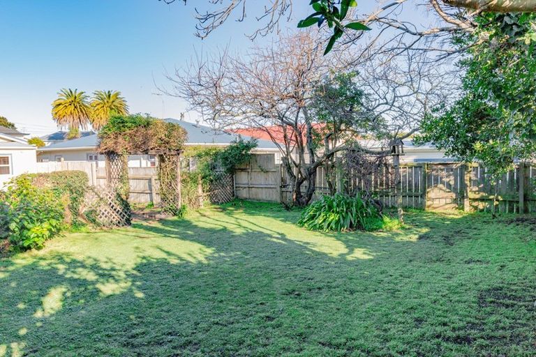 Photo of property in 34 Kawatiri Avenue, Gonville, Whanganui, 4501
