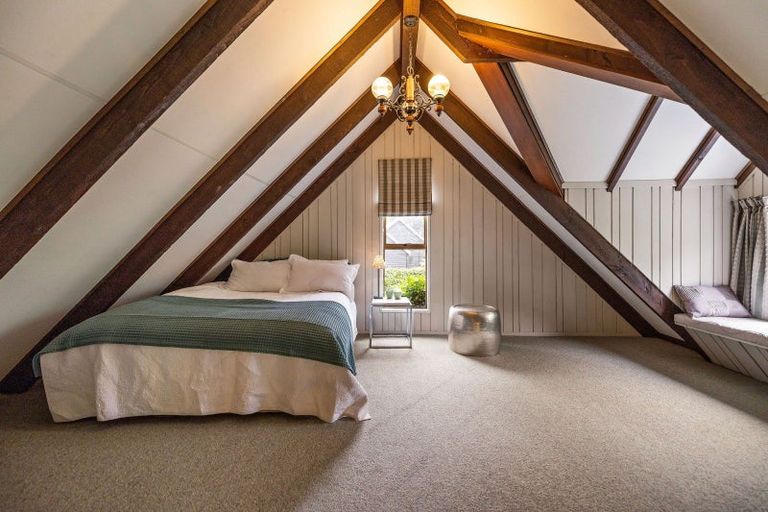 Photo of property in 36 Adamson Drive, Arrowtown, 9302