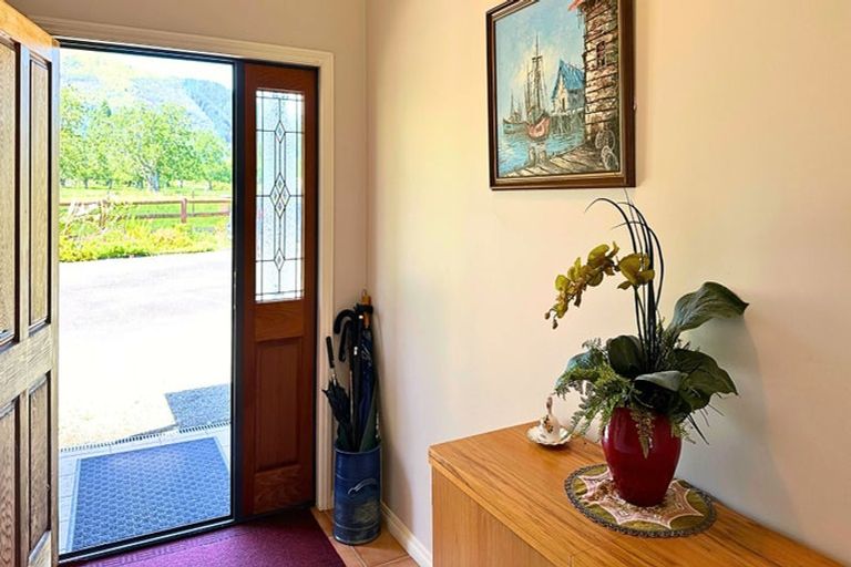 Photo of property in 92 Packard Road, Motupipi, Takaka, 7183