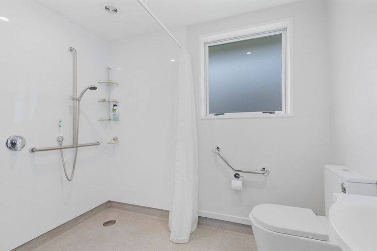 Photo of property in 9 Castle Street, Waihola, Milton, 9073