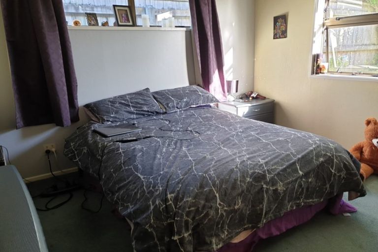 Photo of property in 1 Ceres Crescent, Johnsonville, Wellington, 6037