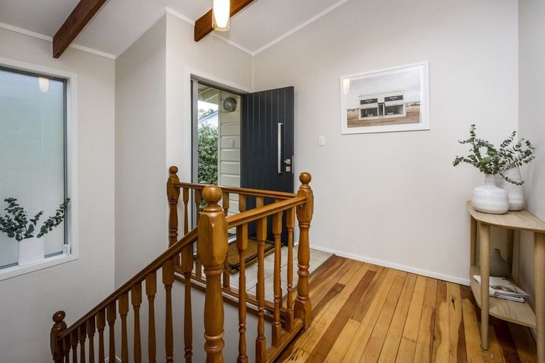 Photo of property in 14 Havenwood Place, Birkenhead, Auckland, 0626