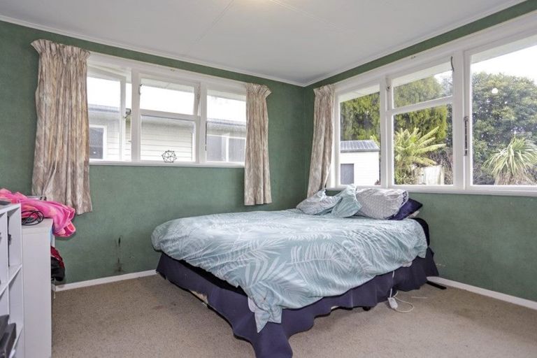 Photo of property in 33 Henderson Crescent, Parkvale, Tauranga, 3112