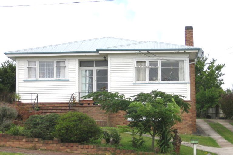 Photo of property in 13 Methuen Road, Avondale, Auckland, 0600