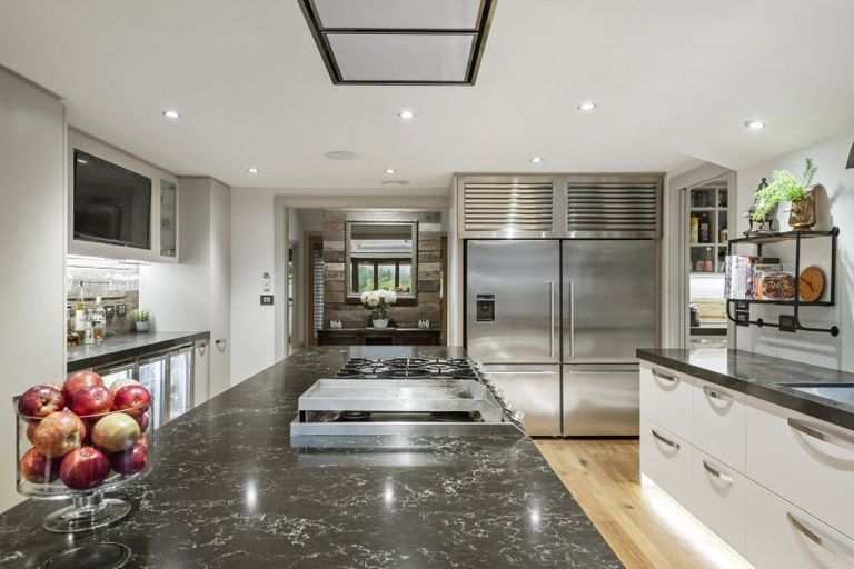 Photo of property in 255 Clifton Road, Whitford, Howick, 2571