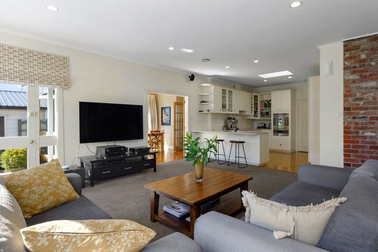 Photo of property in 5 Otara Street, Ilam, Christchurch, 8053