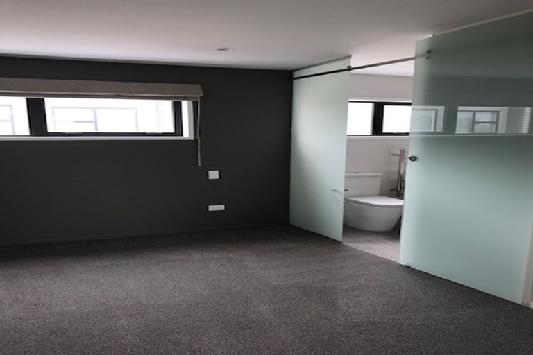 Photo of property in 2/49 Ohaupo Road, Melville, Hamilton, 3206