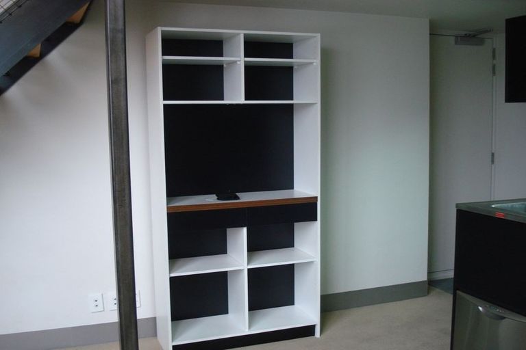 Photo of property in Urbane Apartments, 48/29 Webb Street, Mount Cook, Wellington, 6011
