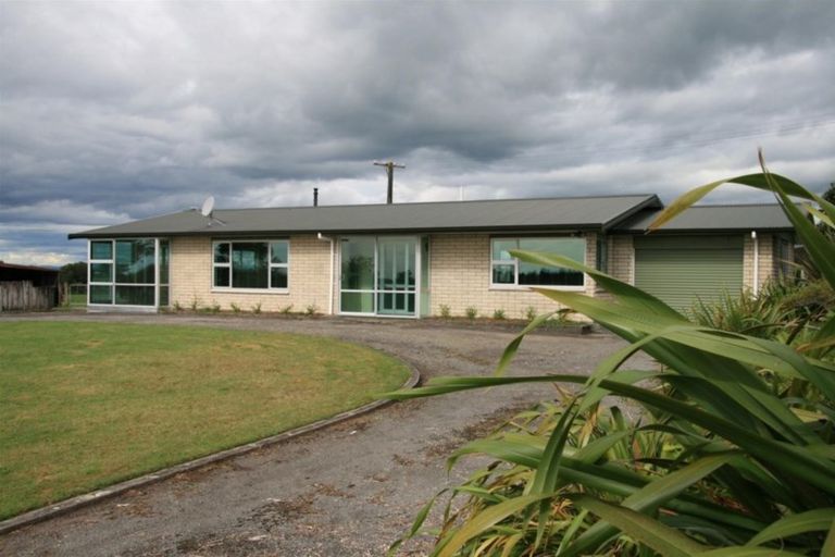 Photo of property in 2599 Mountain Road, Tariki, Stratford, 4394