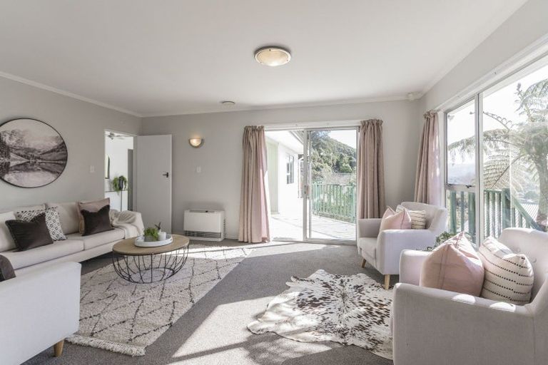 Photo of property in 4 Chanel Grove, Waterloo, Lower Hutt, 5011