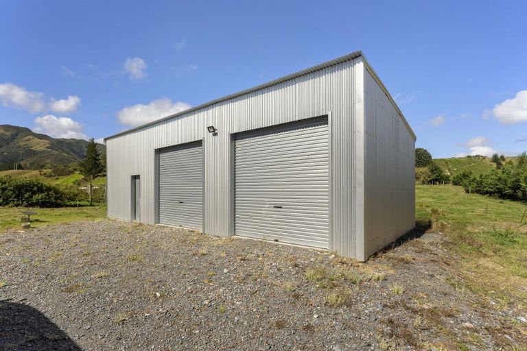Photo of property in 226 Mangahao Road, Shannon, Palmerston North, 4474