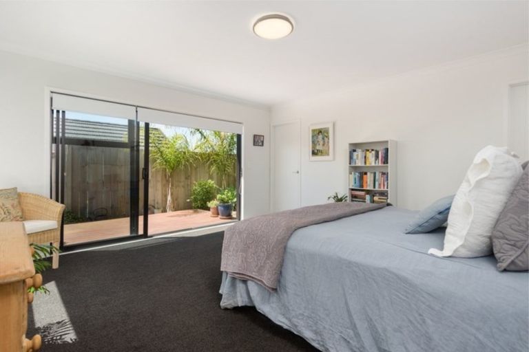 Photo of property in 33 Benmore Crescent, Pyes Pa, Tauranga, 3112