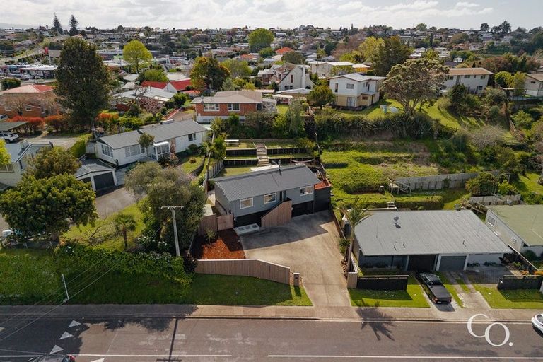 Photo of property in 14 Kingswood Road, Brookfield, Tauranga, 3110