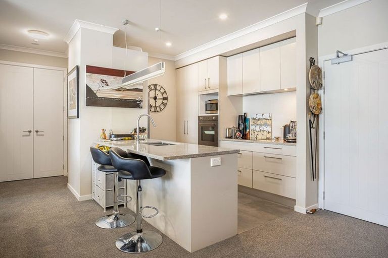 Photo of property in 106 Rewa Rewa Lane, Orewa, 0931