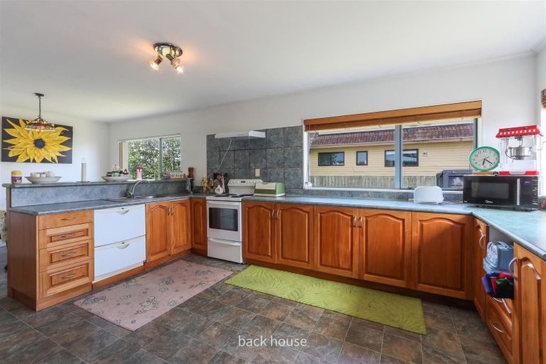 Photo of property in 48 Robinson Avenue, Holdens Bay, Rotorua, 3010