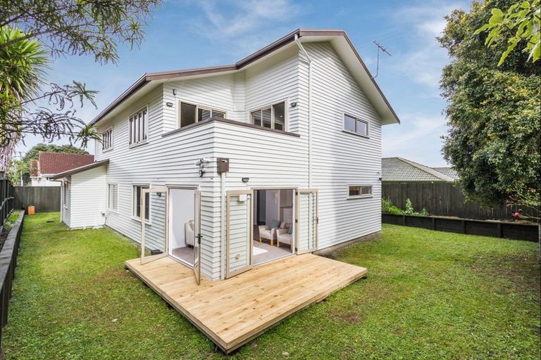 Photo of property in 41a Alberta Street, Point Chevalier, Auckland, 1022