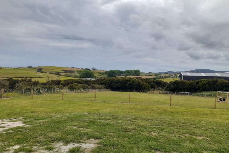 Photo of property in 713 Settlement Road, Hakaru, Wellsford, 0975