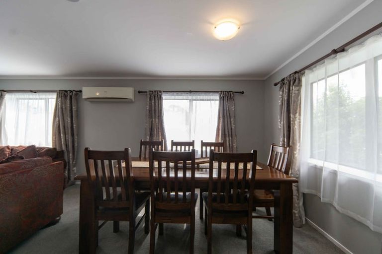 Photo of property in 42 Cromwell Drive, Fitzroy, Hamilton, 3206