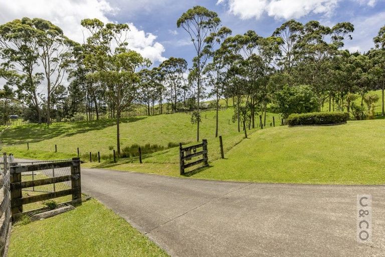 Photo of property in 589 Inland Road, Helensville, 0875