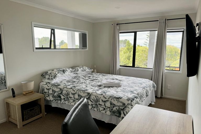 Photo of property in 30a Aldersgate Road, Hillsborough, Auckland, 1042