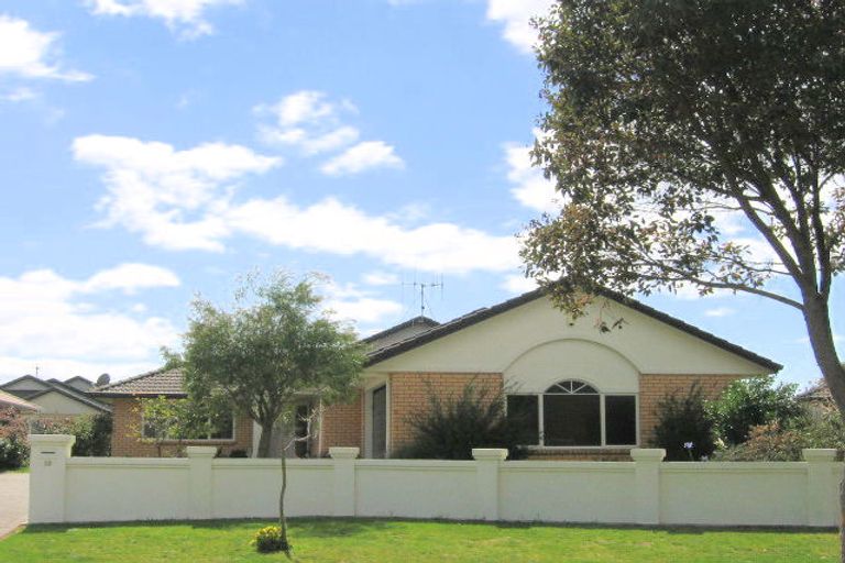 Photo of property in 10 Rosberg Place, Mount Maunganui, 3116