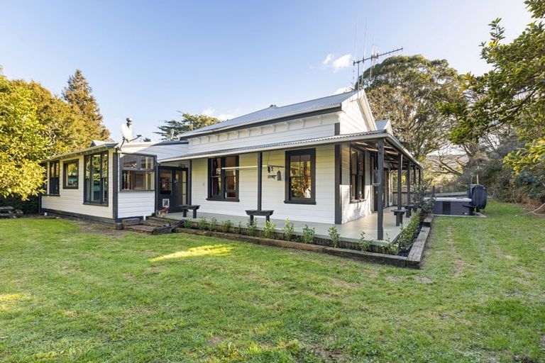 Photo of property in 832 Mako Mako Road, Pahiatua, 4983