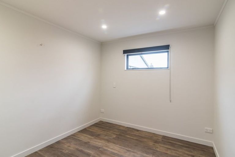 Photo of property in 18 Realm Drive, Paraparaumu, 5032