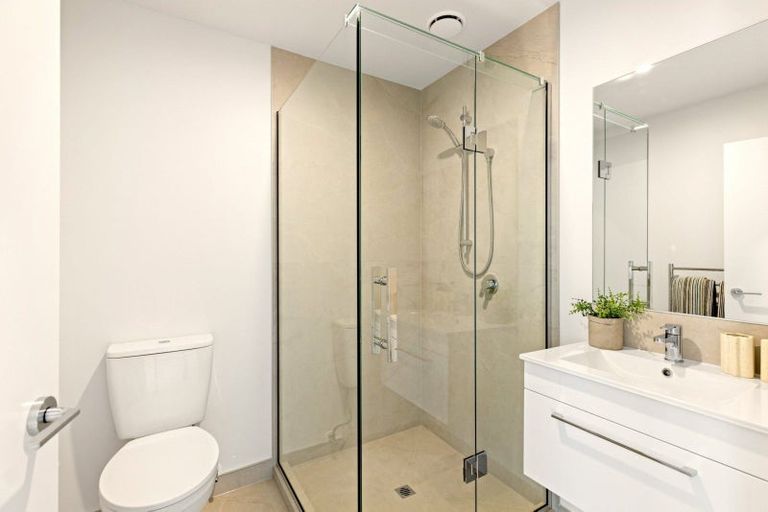 Photo of property in 2/138 Fitzgerald Avenue, Christchurch Central, Christchurch, 8011