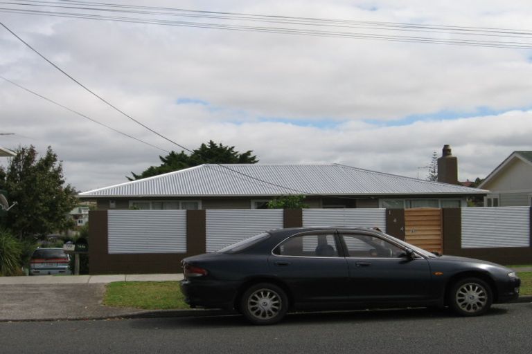Photo of property in 144 Forrest Hill Road, Forrest Hill, Auckland, 0620
