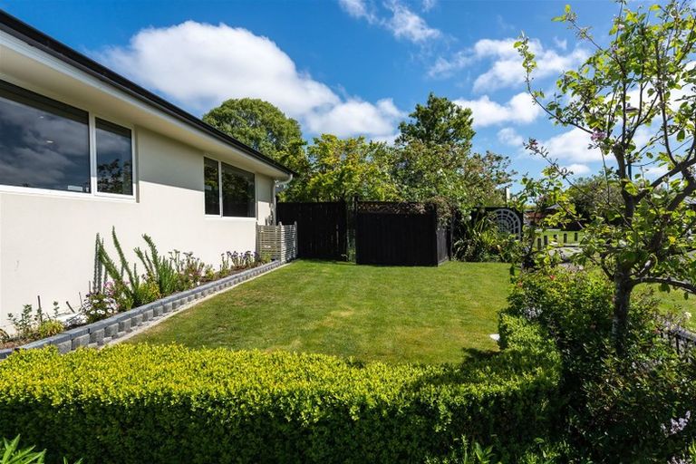 Photo of property in 61 Kotuku Crescent, Woolston, Christchurch, 8023