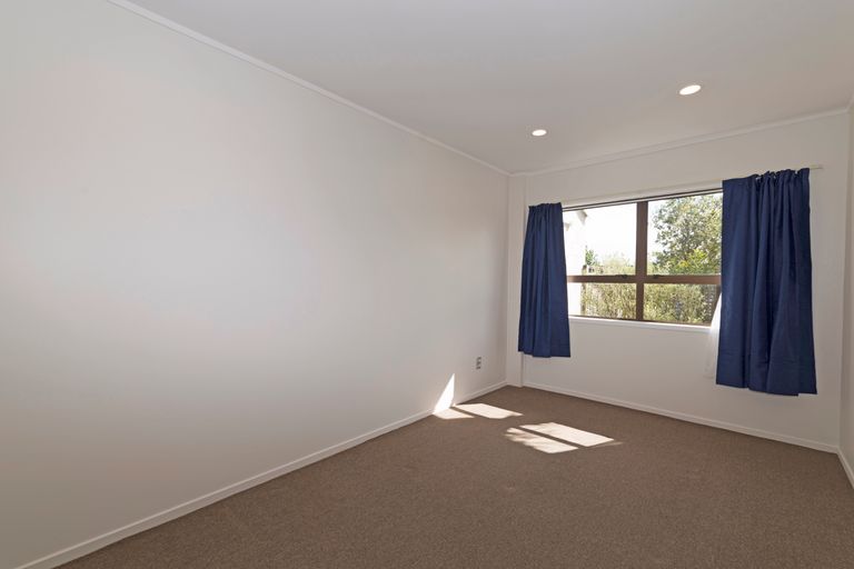 Photo of property in 14/85 Edmonton Road, Henderson, Auckland, 0612