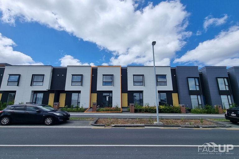 Photo of property in 7/1 Scott Road, Hobsonville, Auckland, 0616