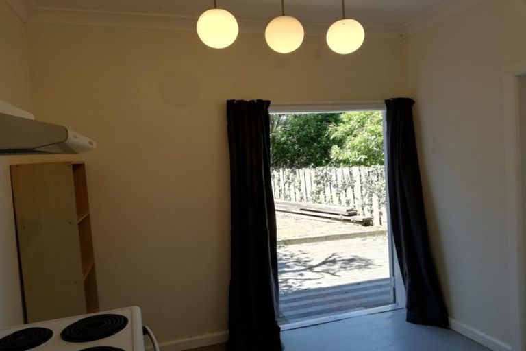 Photo of property in 26 Lerwick Terrace, Melrose, Wellington, 6023