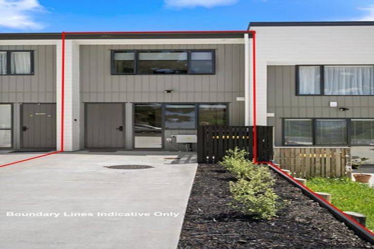 Photo of property in 28 Karoro Road, Flat Bush, Auckland, 2019