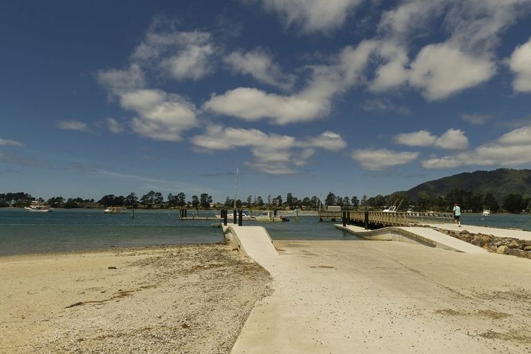 Photo of property in 8 Wharf Road, Tairua, 3508