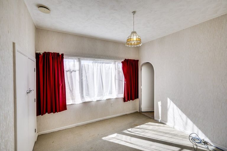 Photo of property in 79 Barker Road, Marewa, Napier, 4110