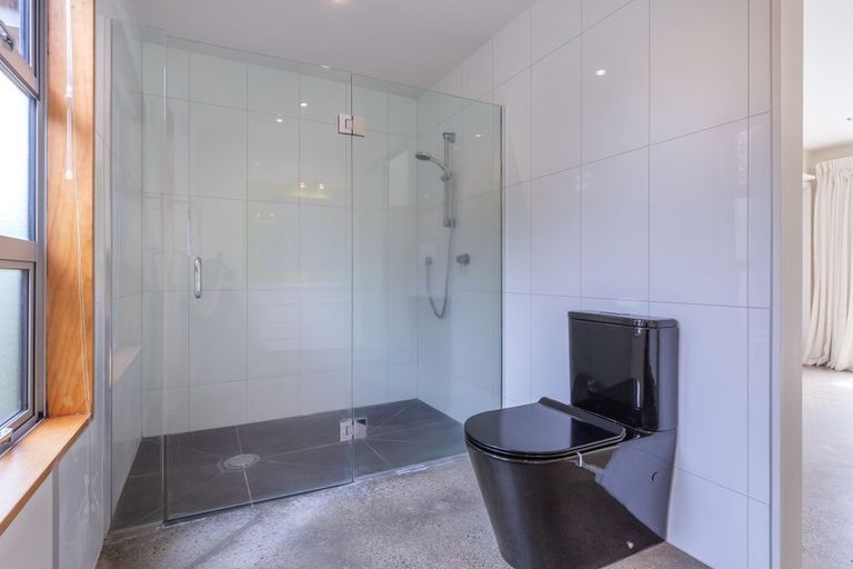 Photo of property in 19a Brenchley Road, Lyttelton, 8082