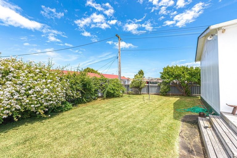 Photo of property in 3 Duigan Street, Gonville, Whanganui, 4501