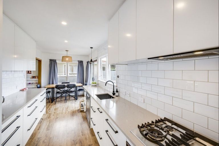 Photo of property in 26 James Foley Avenue, Pirimai, Napier, 4112