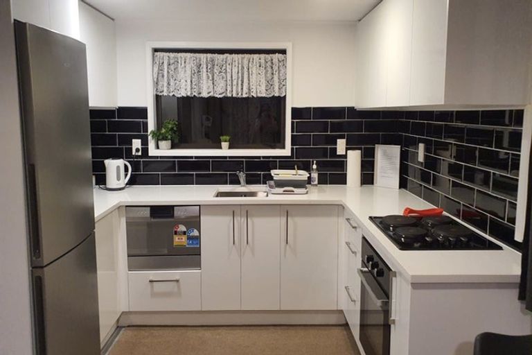 Photo of property in 71 Casuarina Road, Half Moon Bay, Auckland, 2012