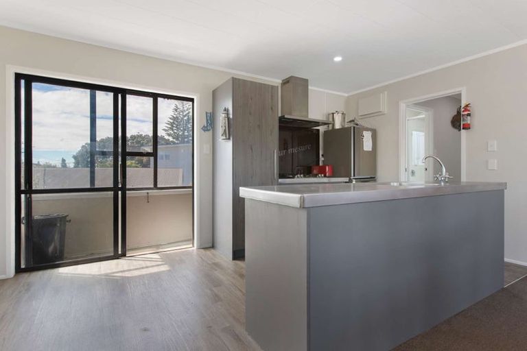 Photo of property in 618a Pukehina Parade, Pukehina, Te Puke, 3189