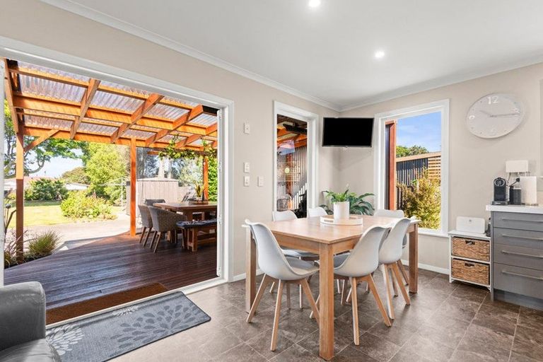 Photo of property in 8 Derby Street, Feilding, 4702