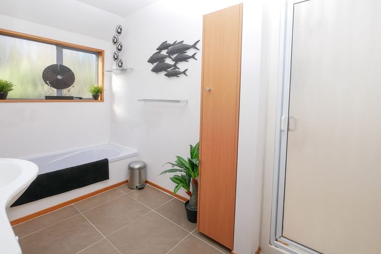 Photo of property in 301 Kenmure Road, Kenmure, Dunedin, 9011